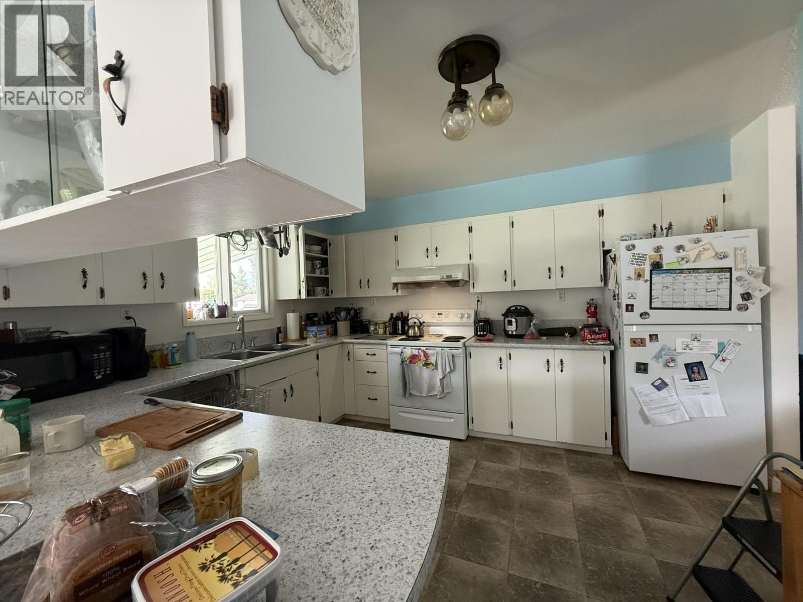 817 Rolph Street Property Photo 2