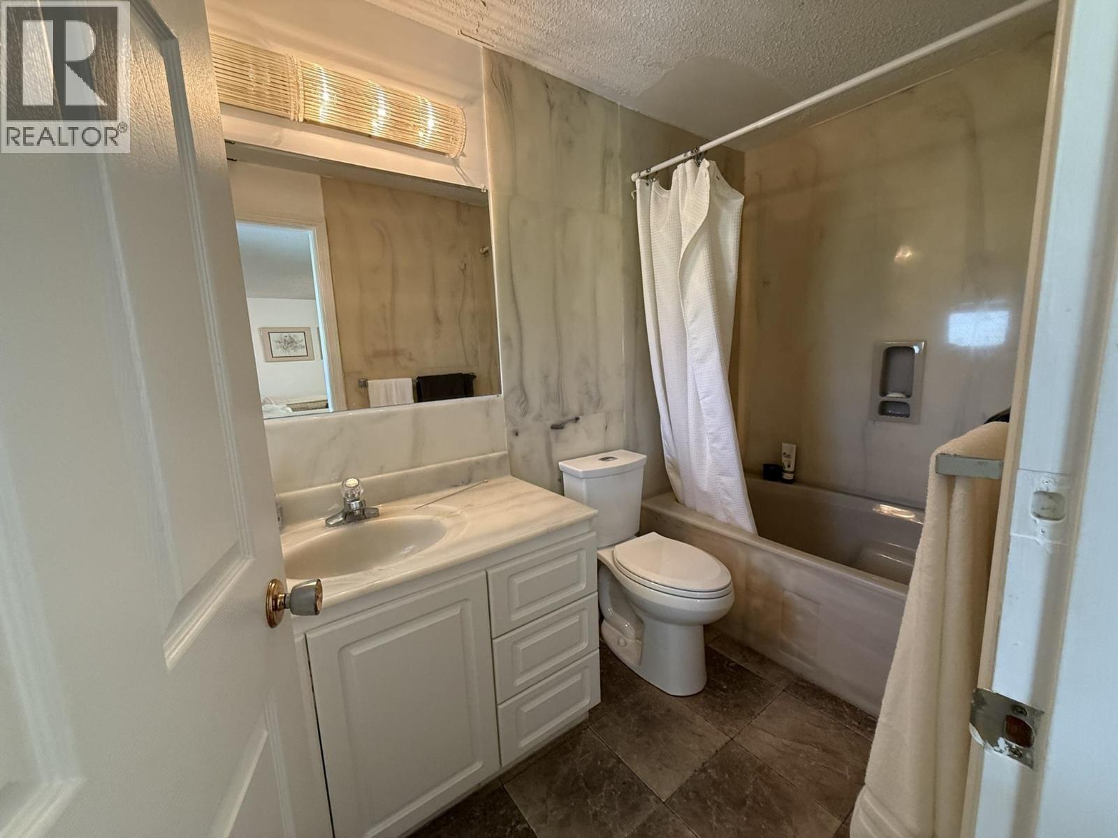 817 Rolph Street Property Photo 18