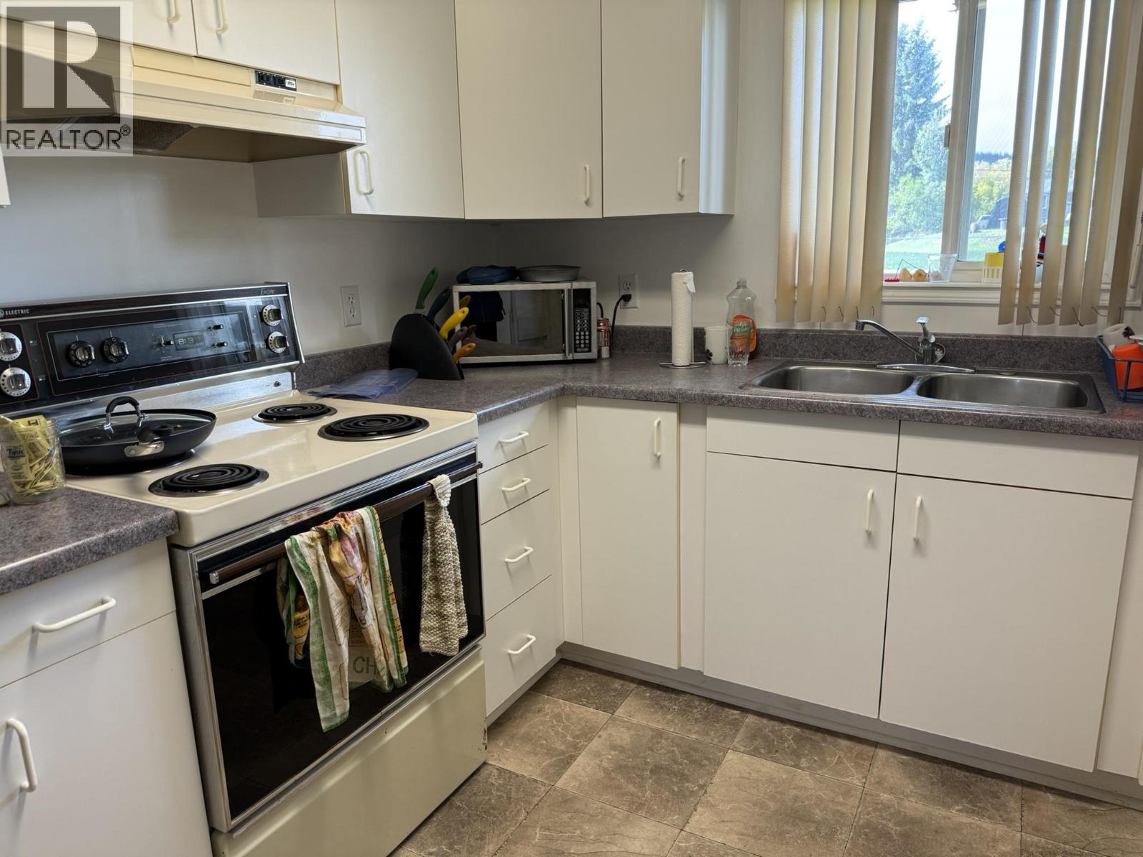 817 Rolph Street Property Photo 23
