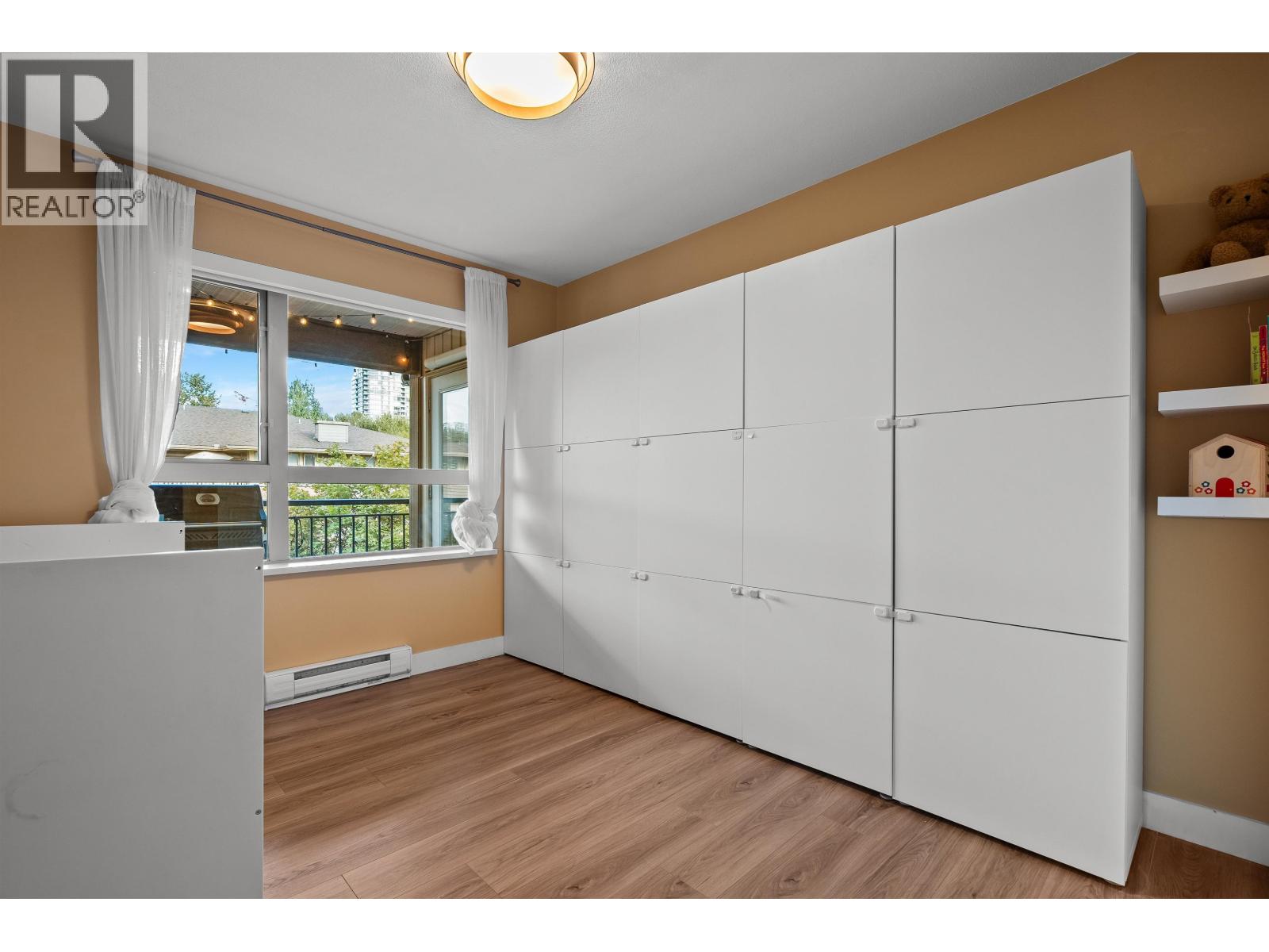 407 700 Klahanie Drive Property Photo 18