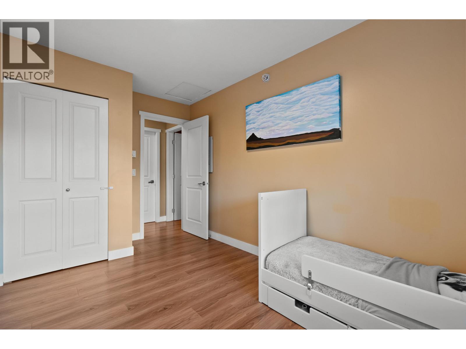 407 700 Klahanie Drive Property Photo 19
