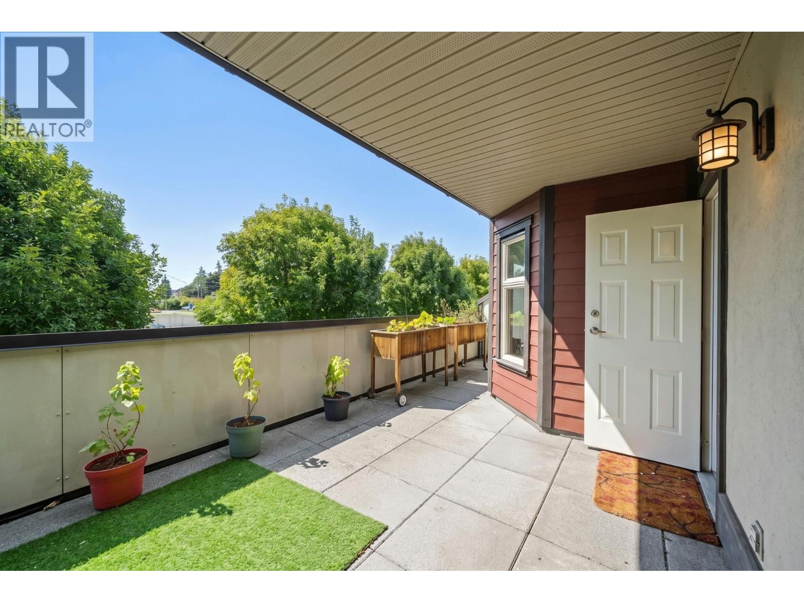 A210 4811 53 Street Property Photo 6