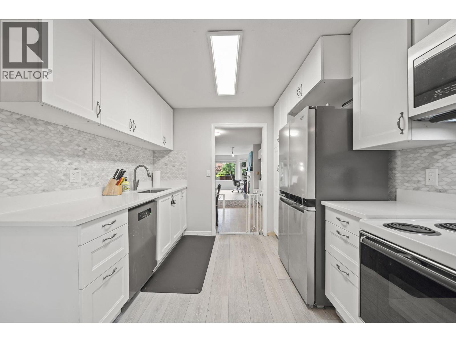 A210 4811 53 Street Property Photo 12