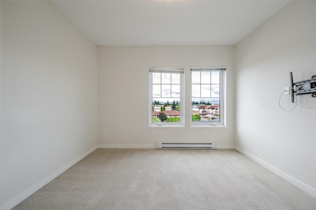 77 32633 Simon Avenue Property Photo 31