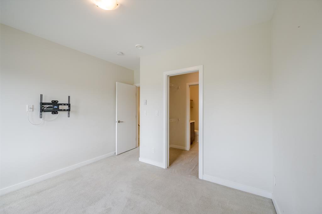77 32633 Simon Avenue Property Photo 32
