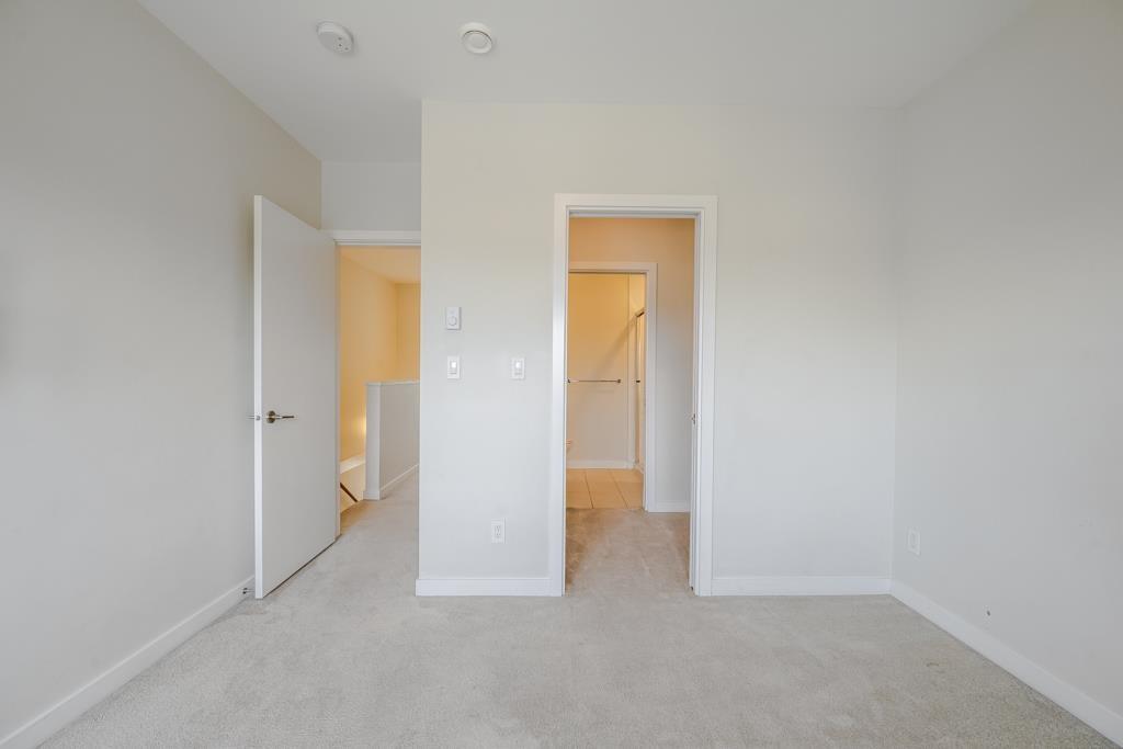 77 32633 Simon Avenue Property Photo 33