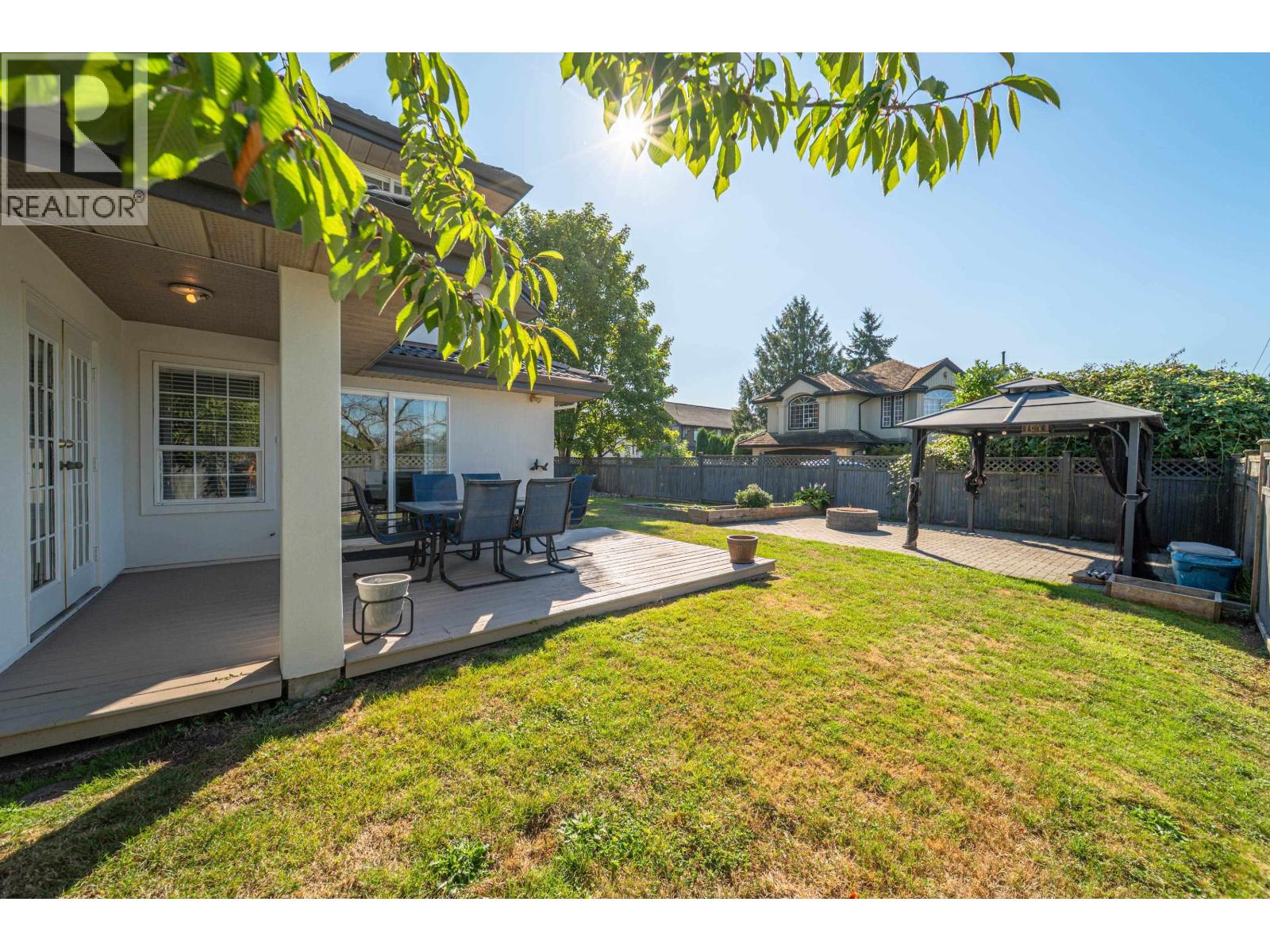 6522 Holly Park Drive Property Photo 14