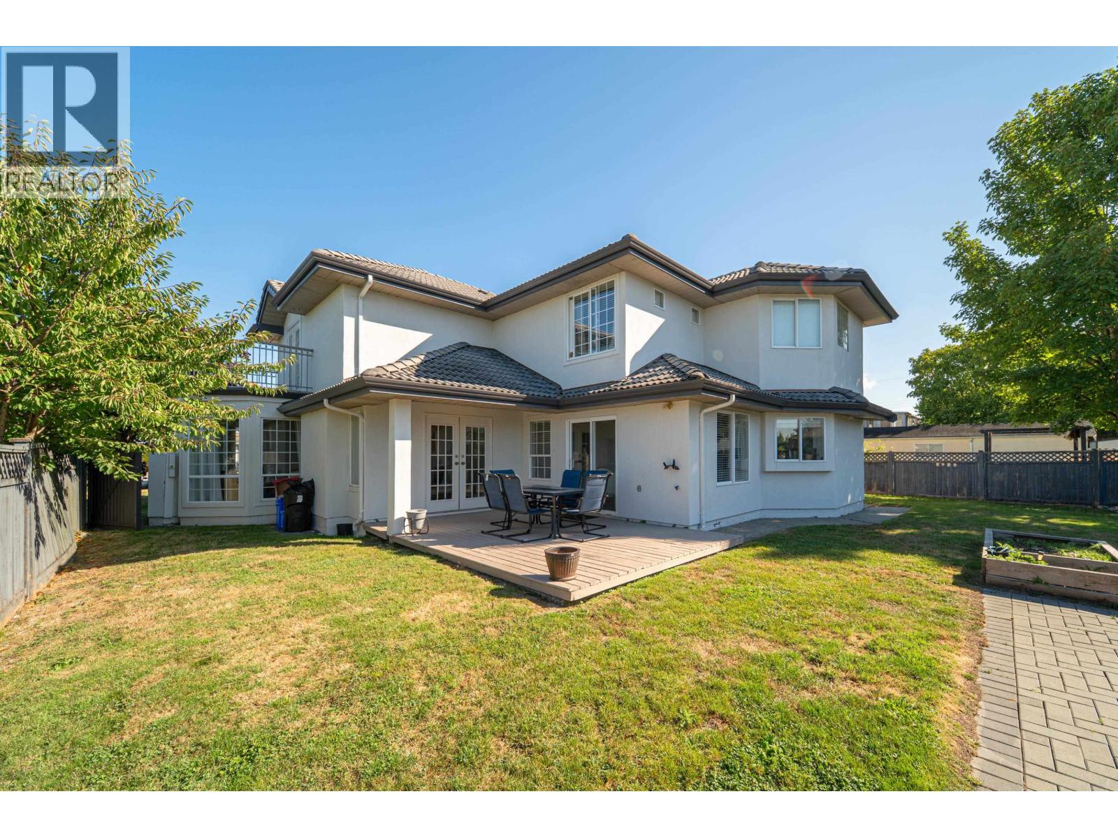 6522 Holly Park Drive Property Photo 15