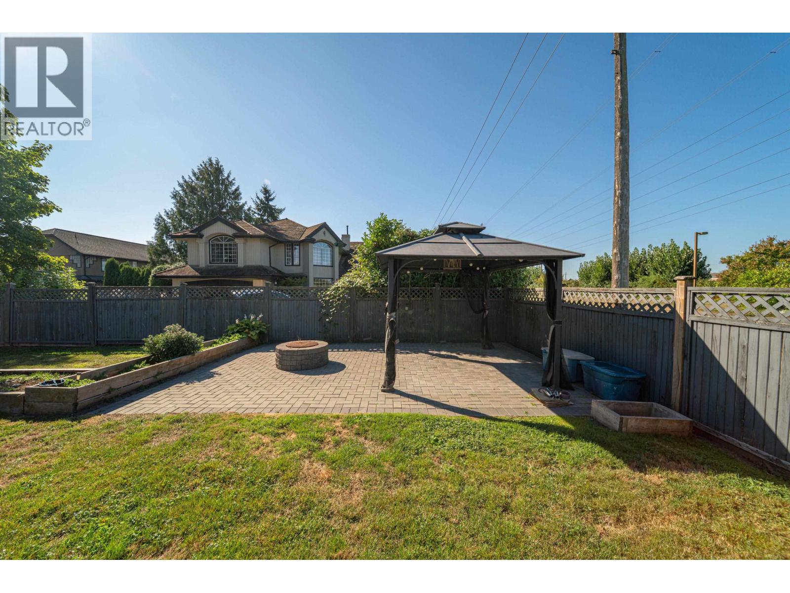6522 Holly Park Drive Property Photo 16