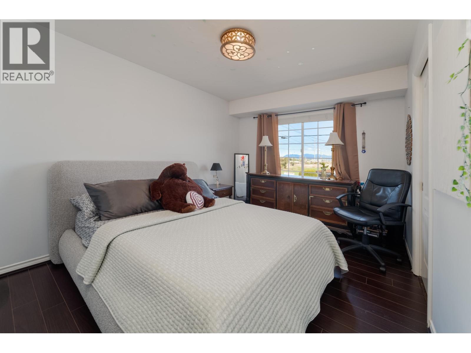 6522 Holly Park Drive Property Photo 26