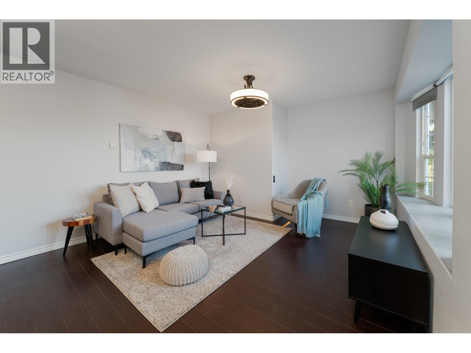 6522 Holly Park Drive Property Photo 38