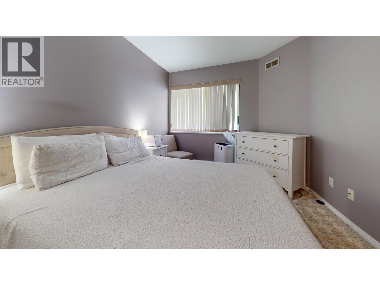 309 2677 E Broadway Property Photo 6
