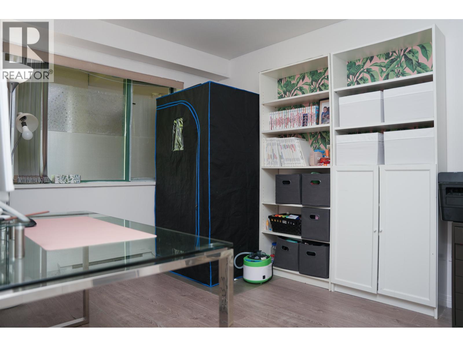 309 2677 E Broadway Property Photo 9