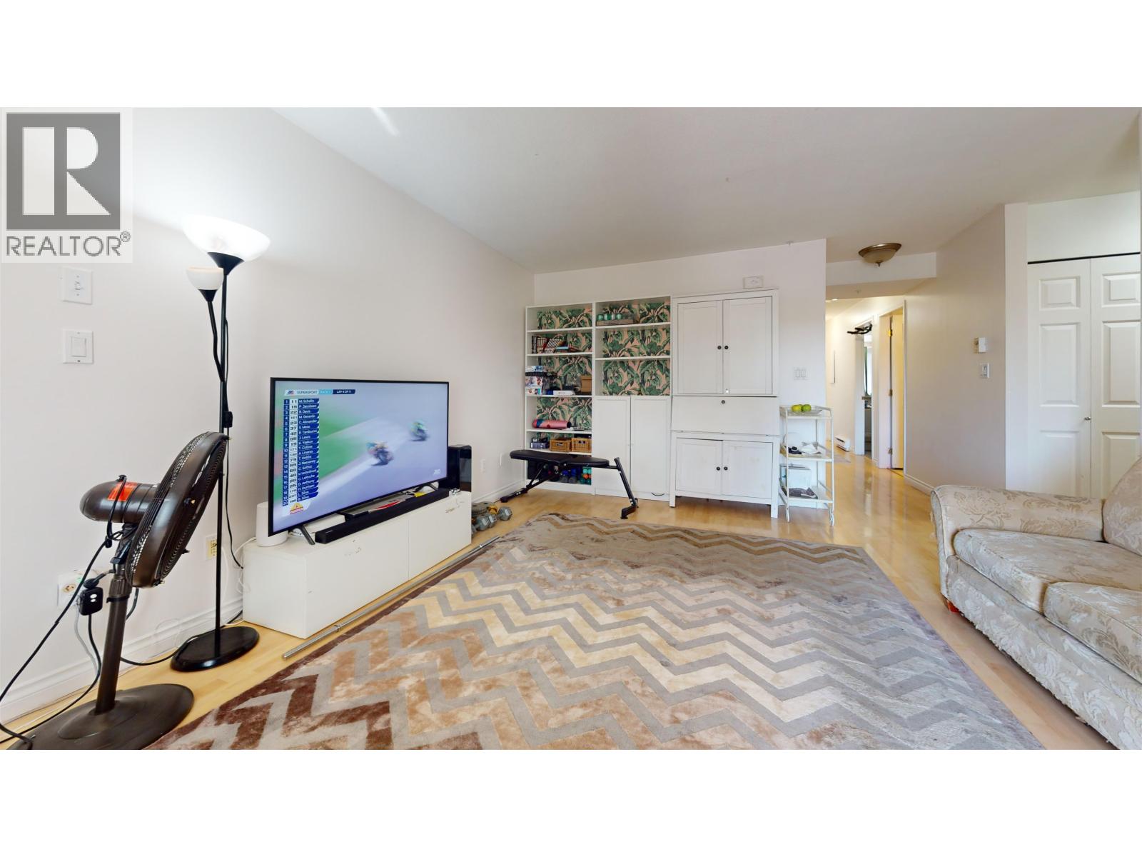 309 2677 E Broadway Property Photo 10