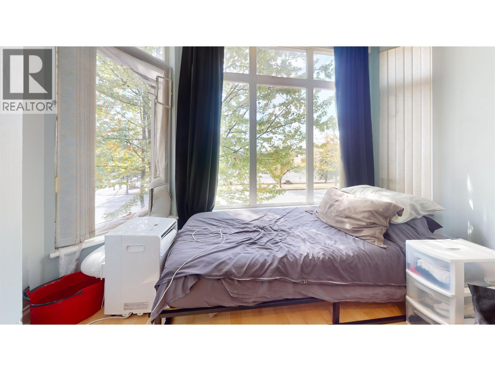 309 2677 E Broadway Property Photo 16