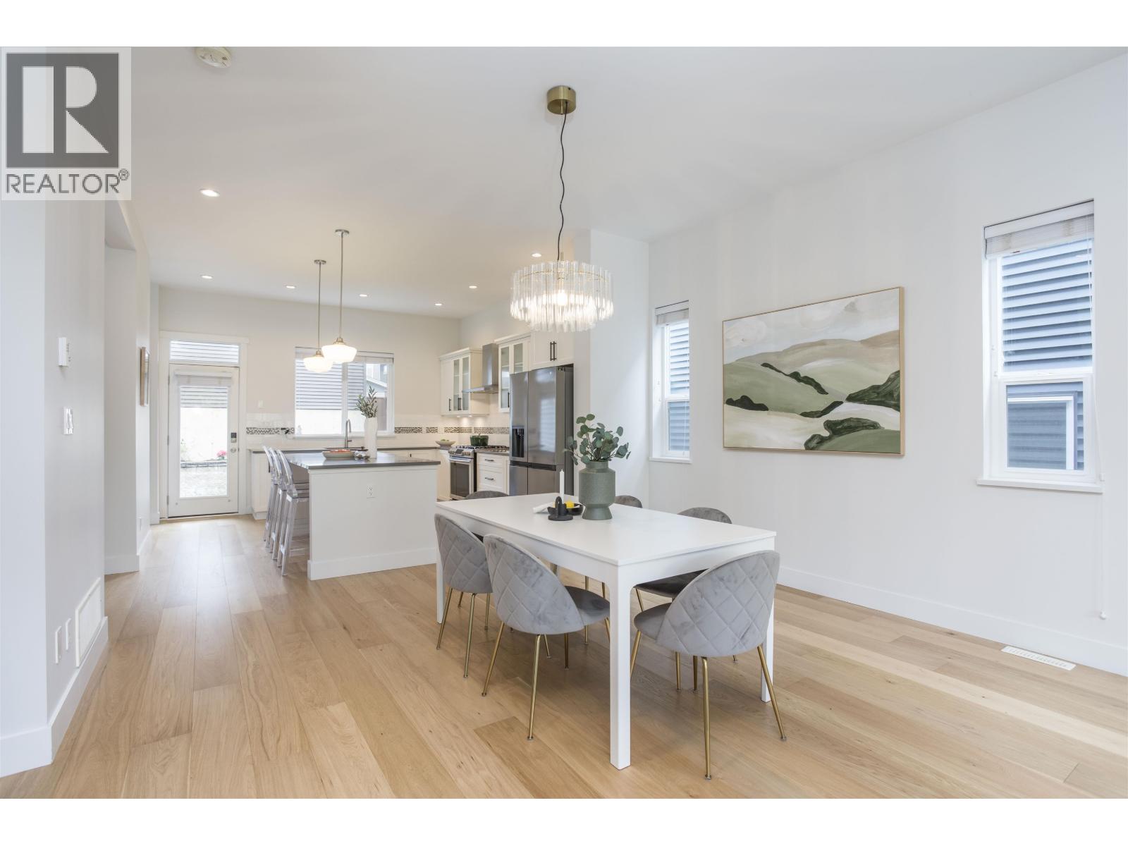 1451 Dayton Street Property Photo 3