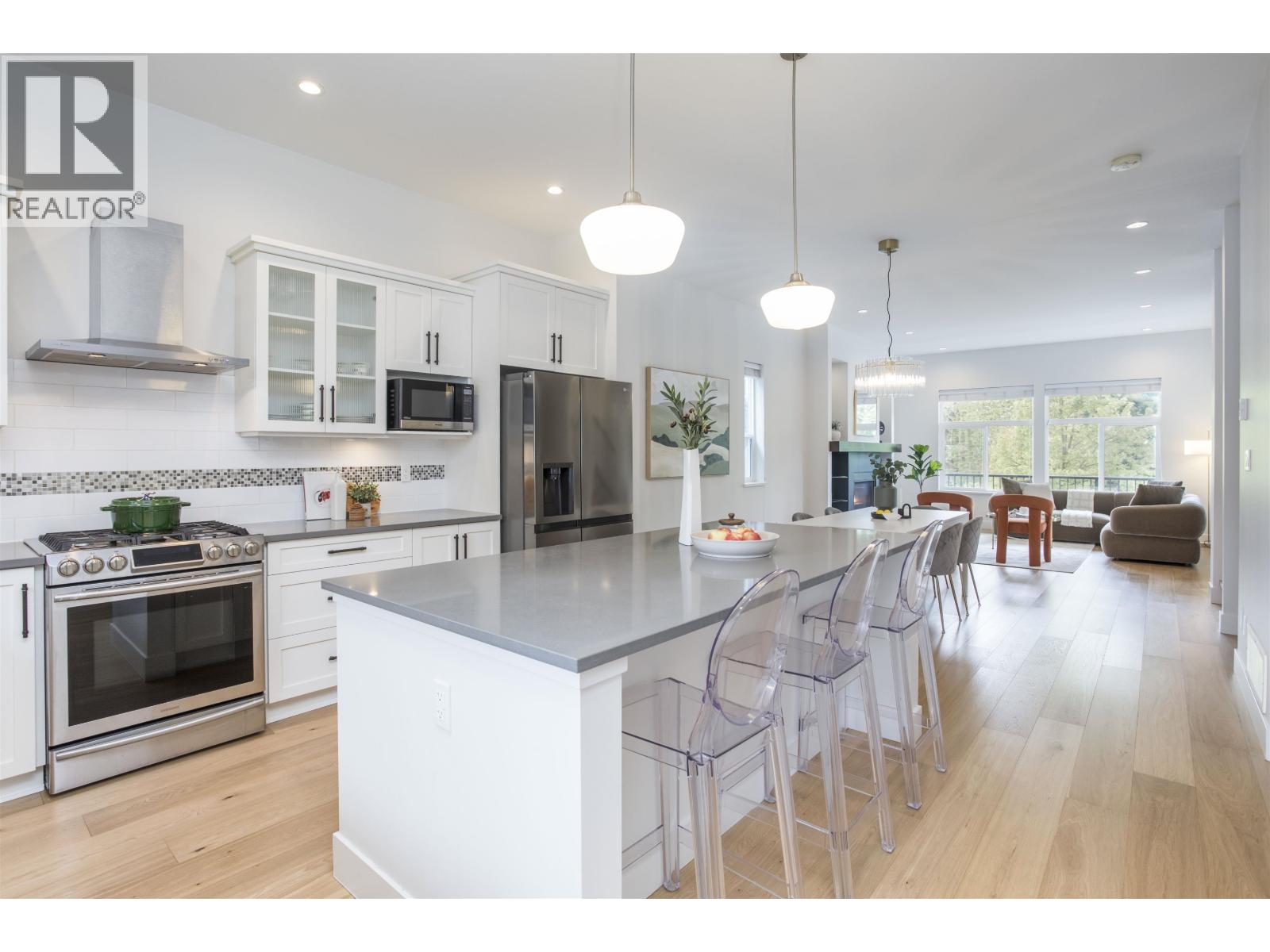 1451 Dayton Street Property Photo 5
