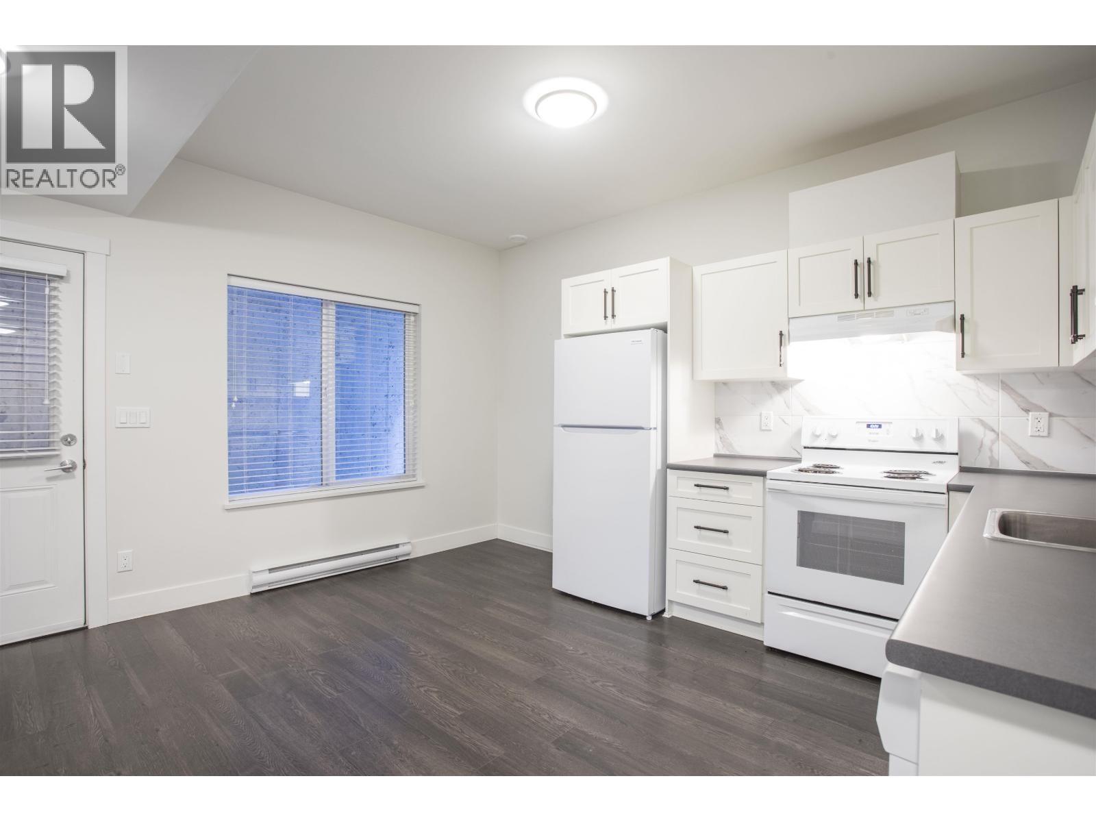 1451 Dayton Street Property Photo 32