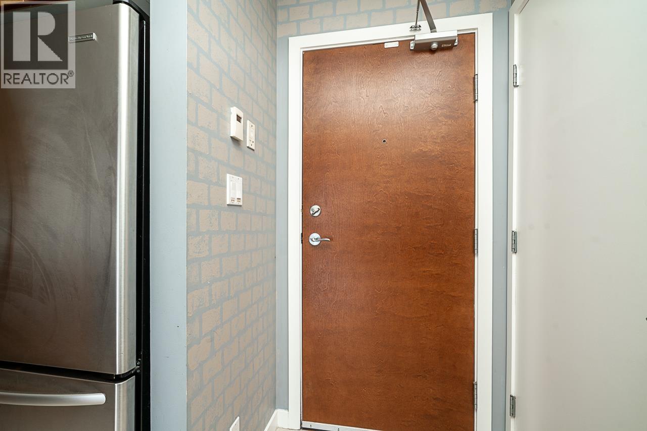 1007 6888 Alderbridge Way Property Photo 4