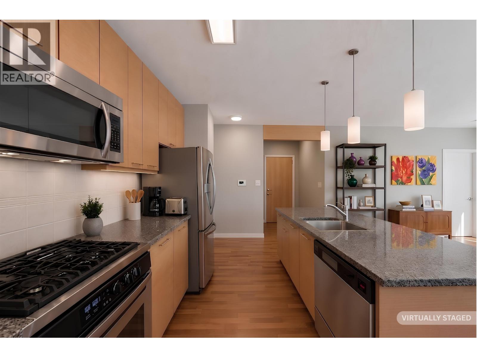 510 530 Raven Woods Drive Property Photo 11