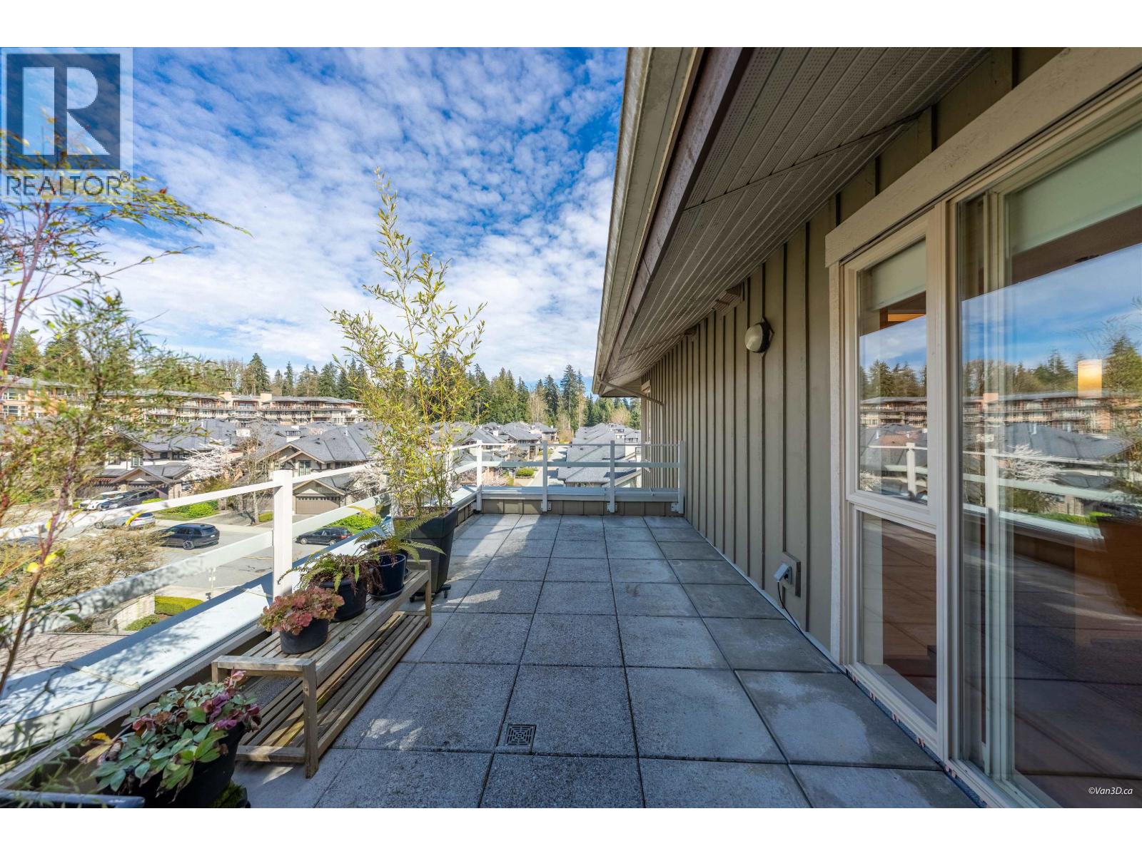 510 530 Raven Woods Drive Property Photo 16