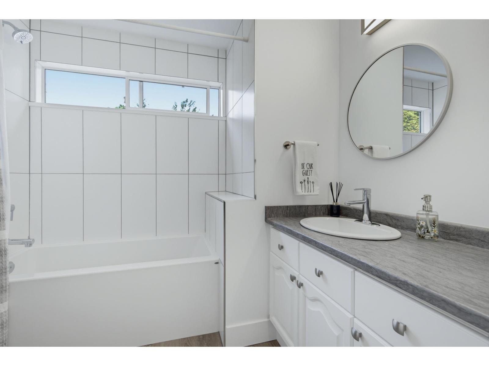 50 4847 219 Street Property Photo 27