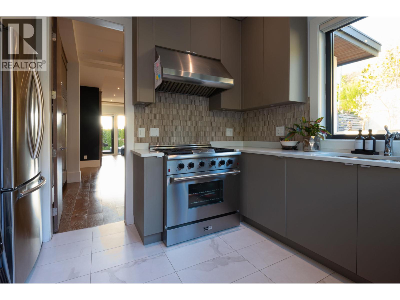 908 Beaconsfield Road Property Photo 14