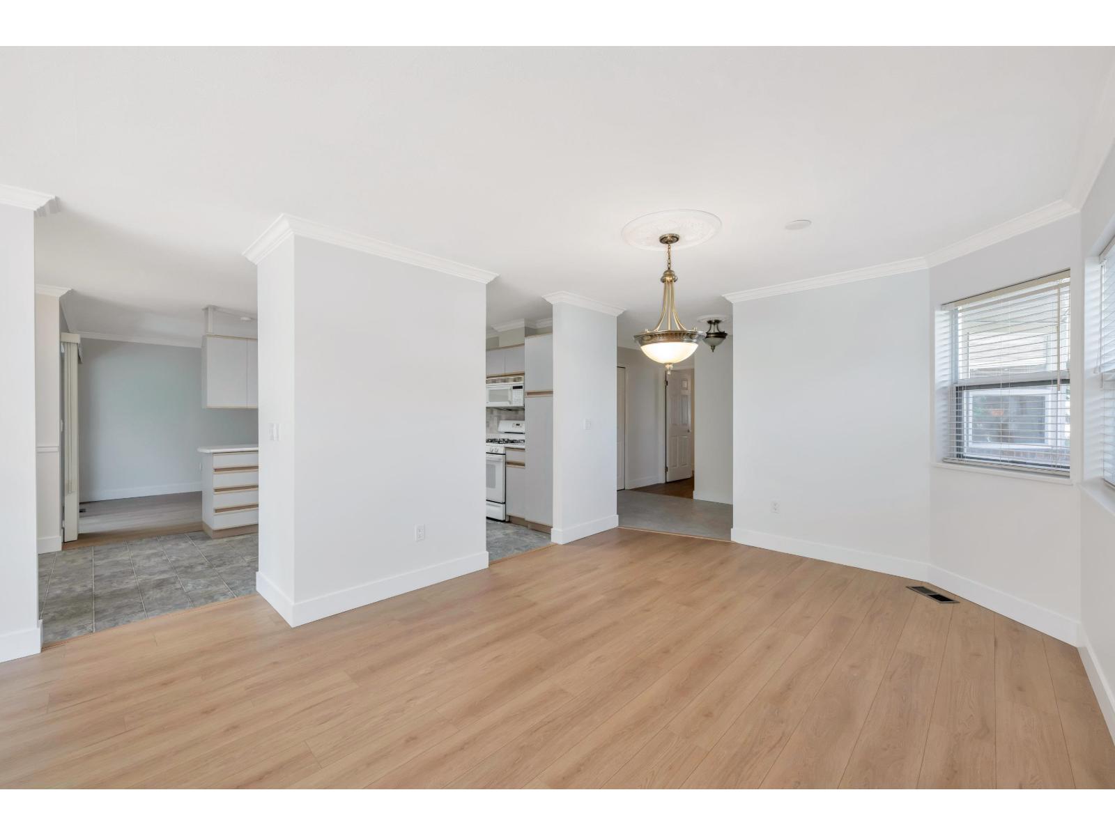 31 8889 212 Street Property Photo 10