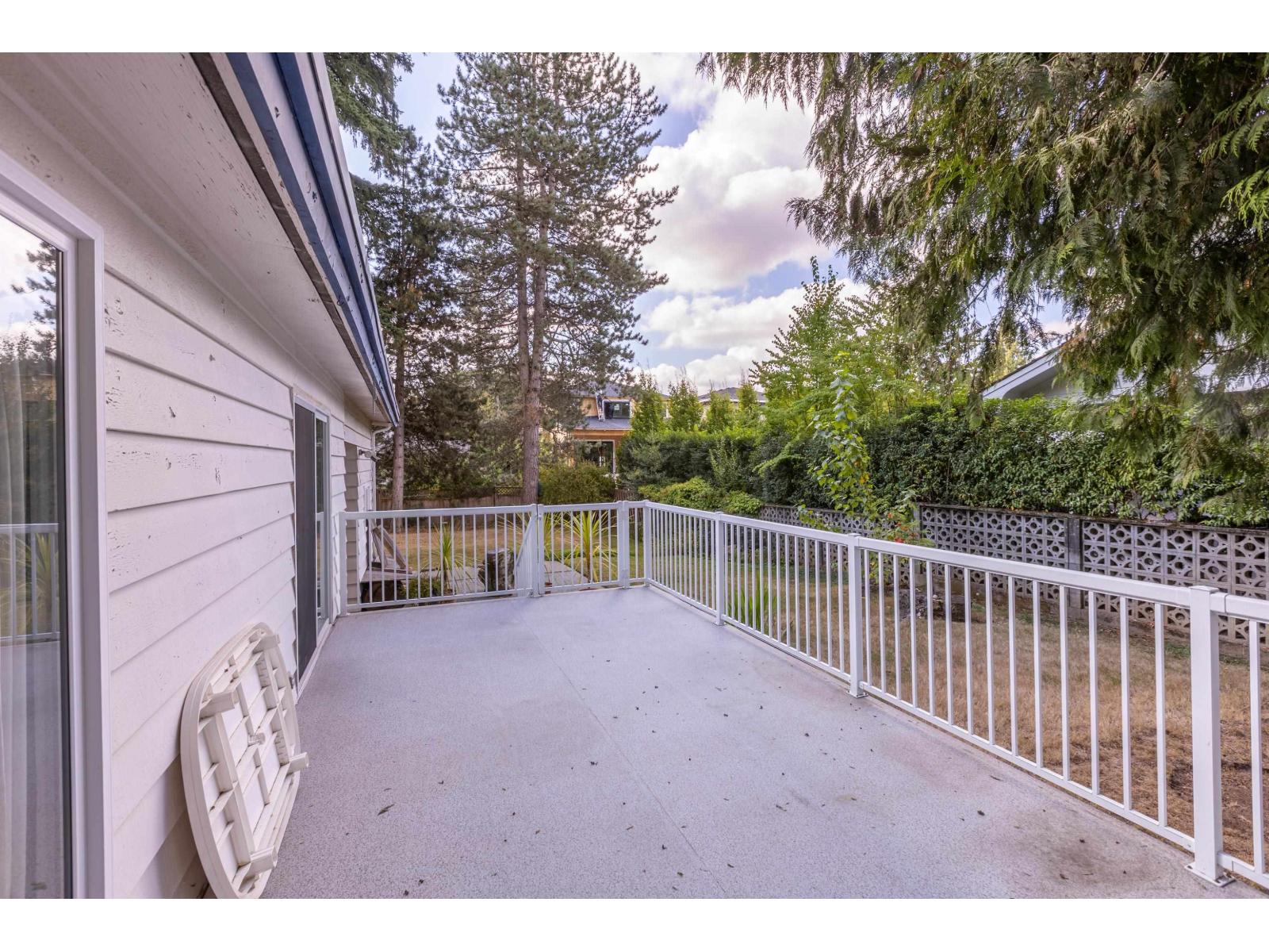 2745 Ash Street Property Photo 13