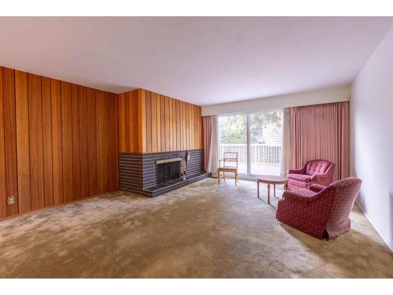 2745 Ash Street Property Photo 15