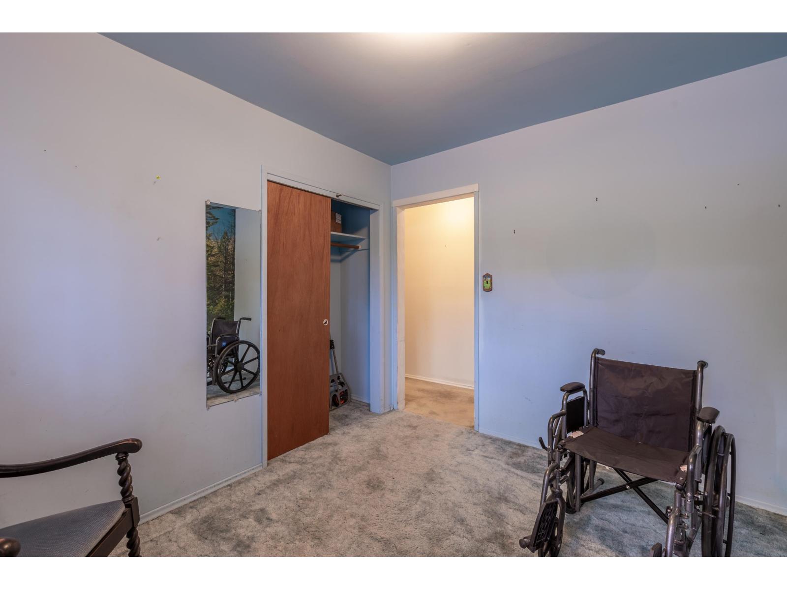 2745 Ash Street Property Photo 21