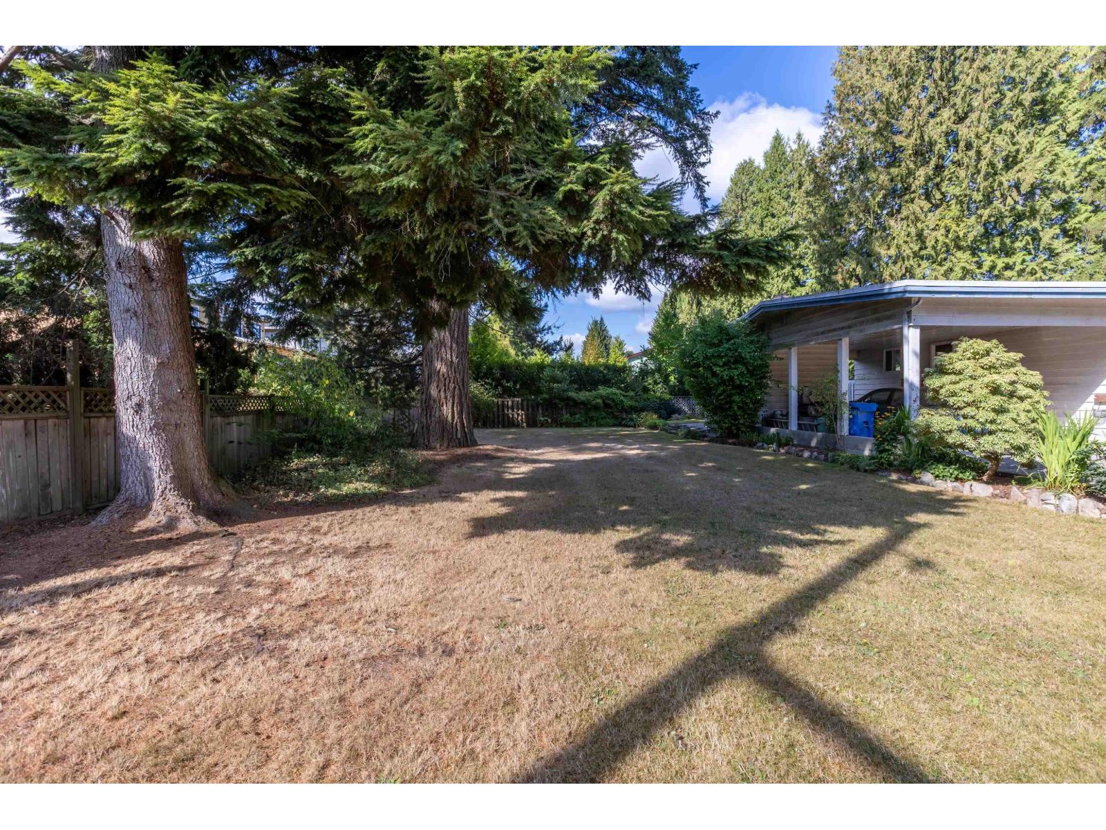 2745 Ash Street Property Photo 33