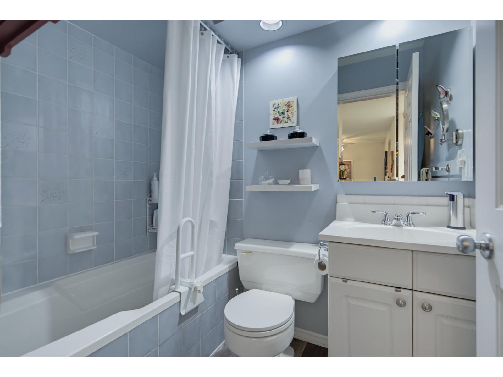 11 5365 205 Street Property Photo 29