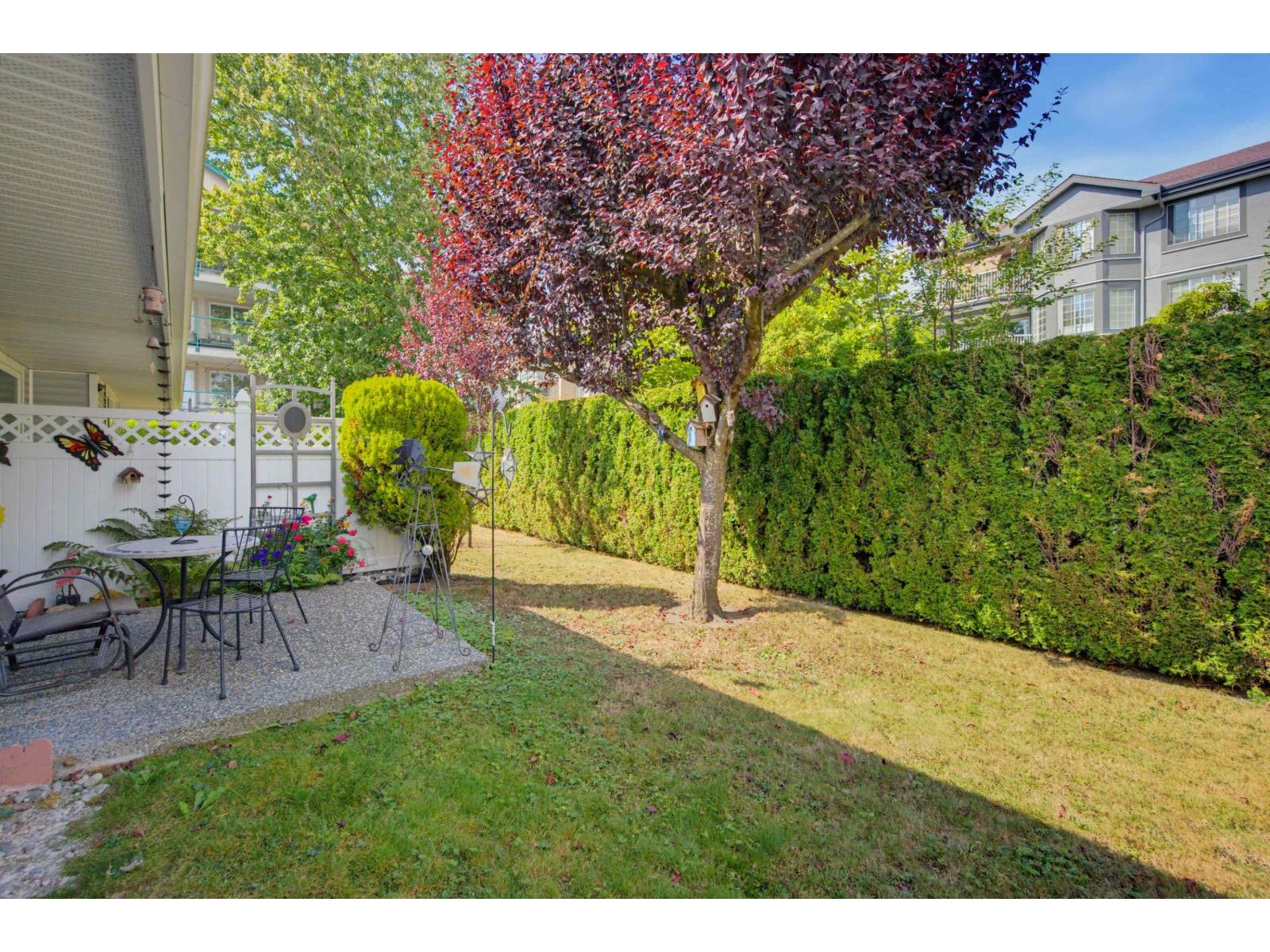 11 5365 205 Street Property Photo 32