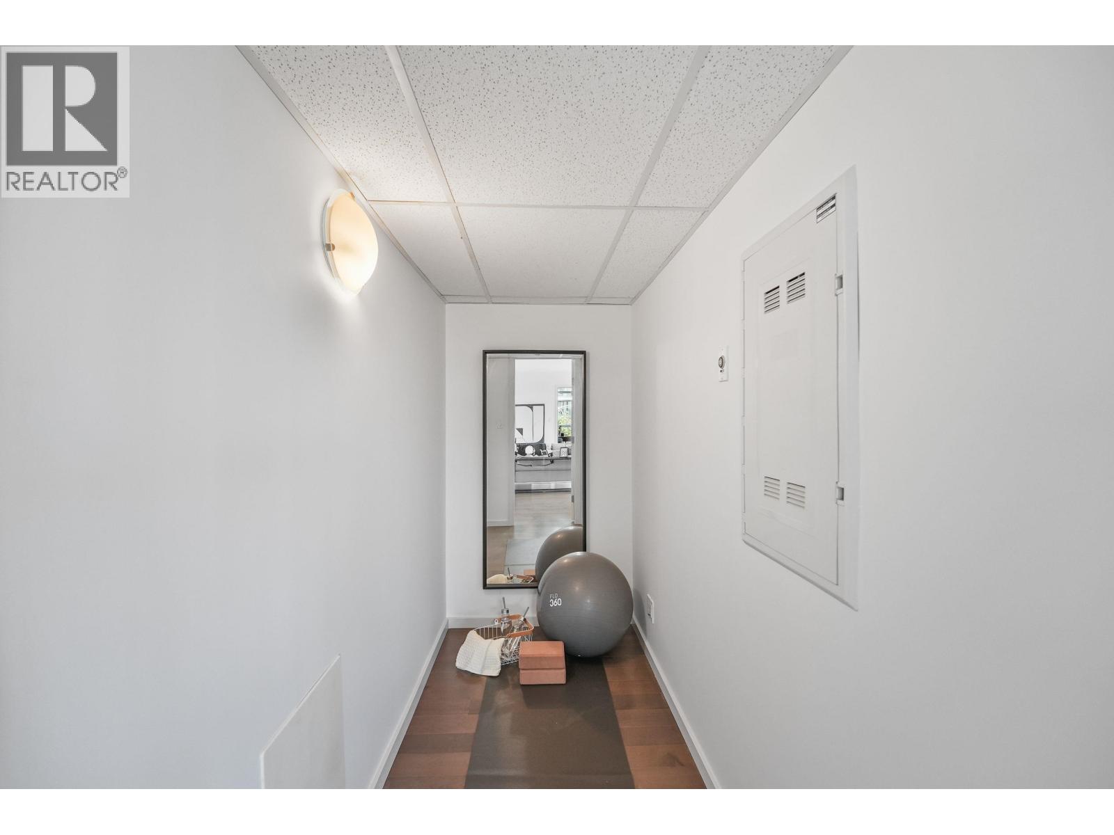 503 89 W 2nd Avenue Property Photo 17