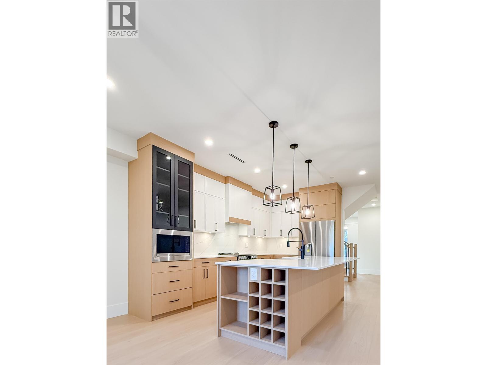 2 12050 York Street Property Photo 10