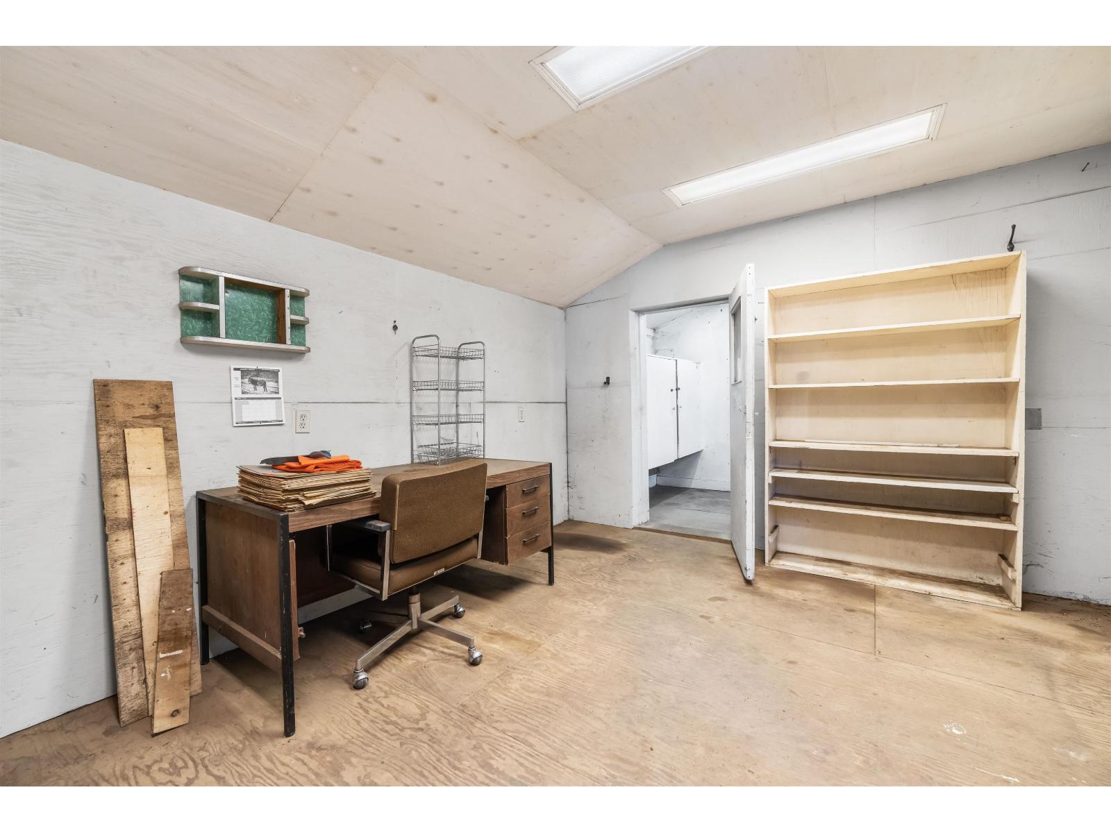 20188 40 Avenue Property Photo 28