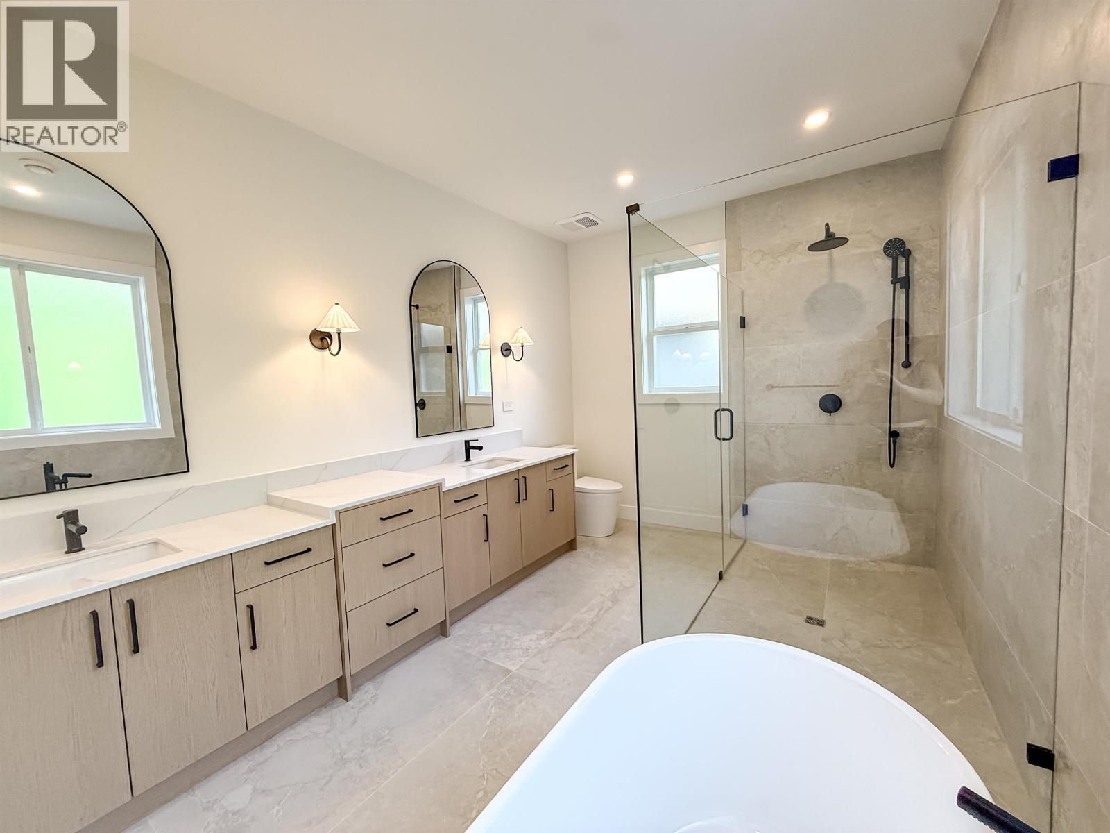 2 21092 Wicklund Avenue Property Photo 19