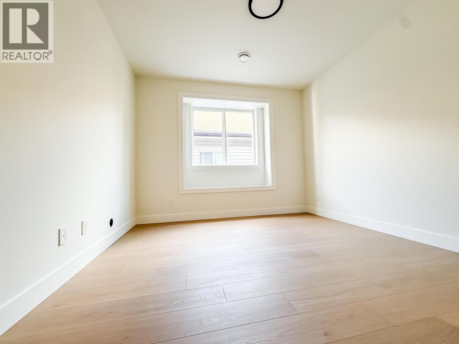 2 21092 Wicklund Avenue Property Photo 21