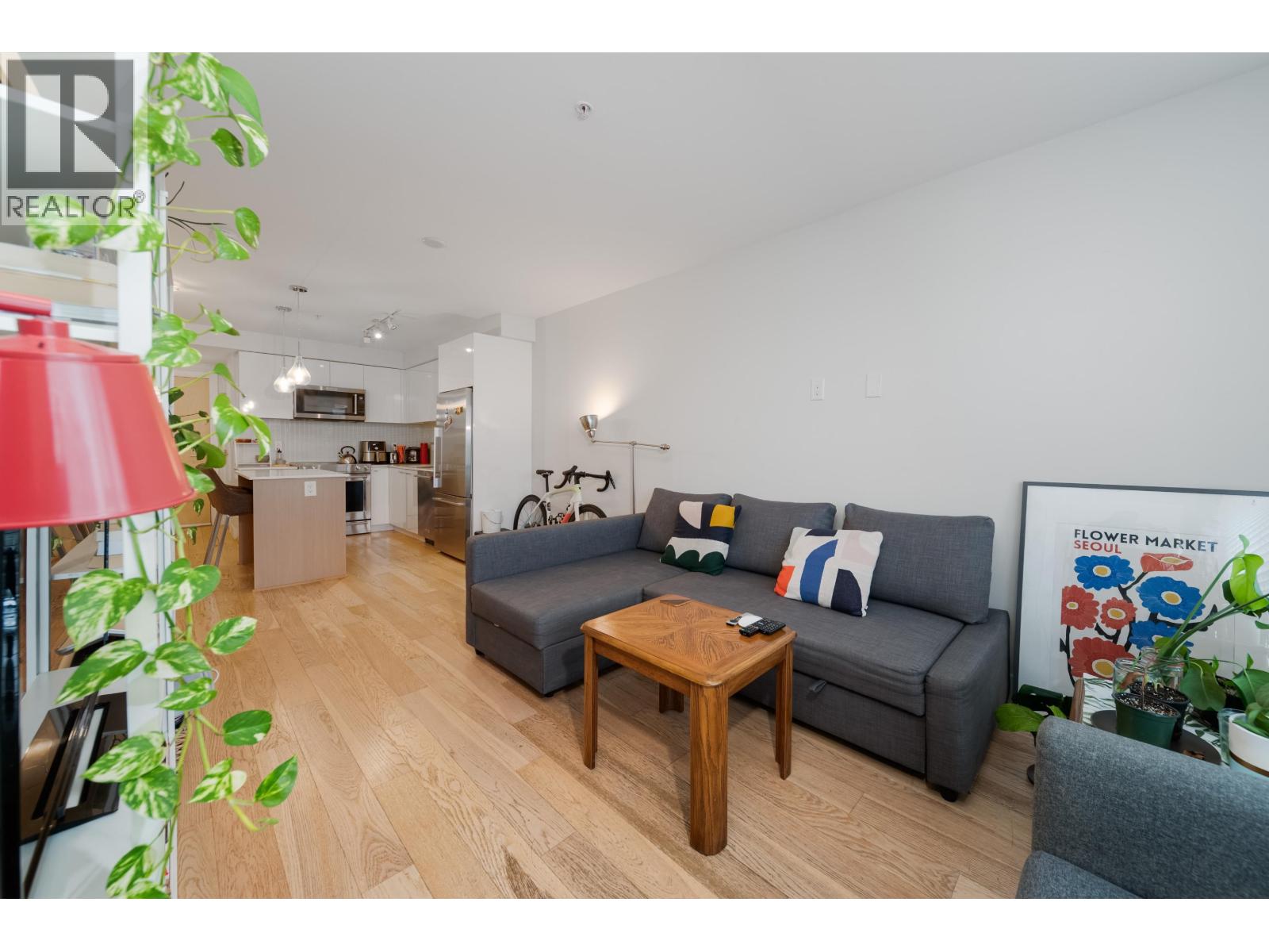 403 233 Kingsway Property Photo 5