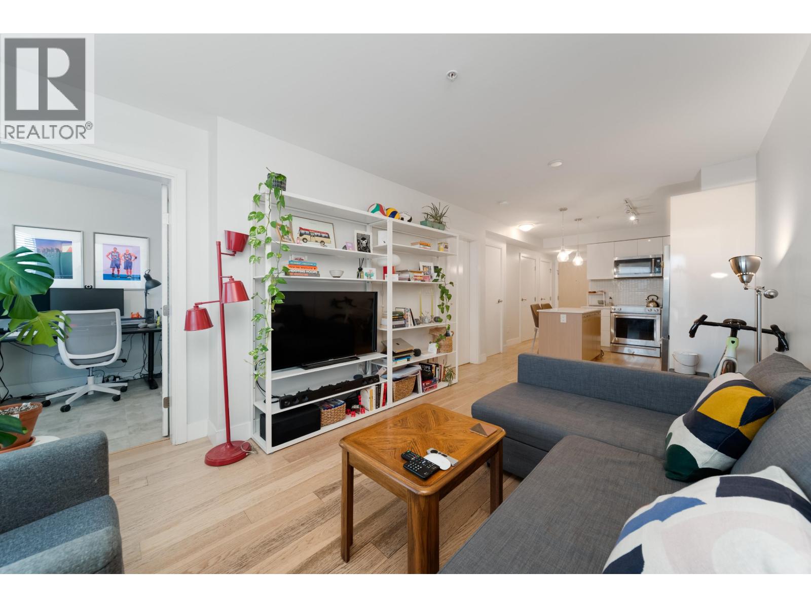 403 233 Kingsway Property Photo 6