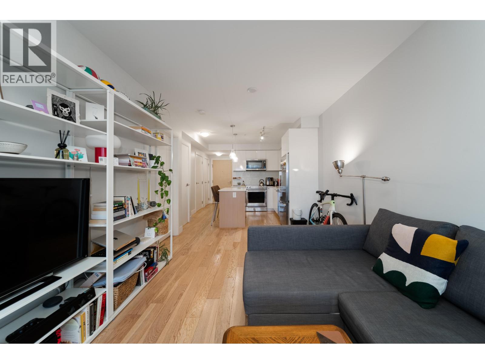 403 233 Kingsway Property Photo 7