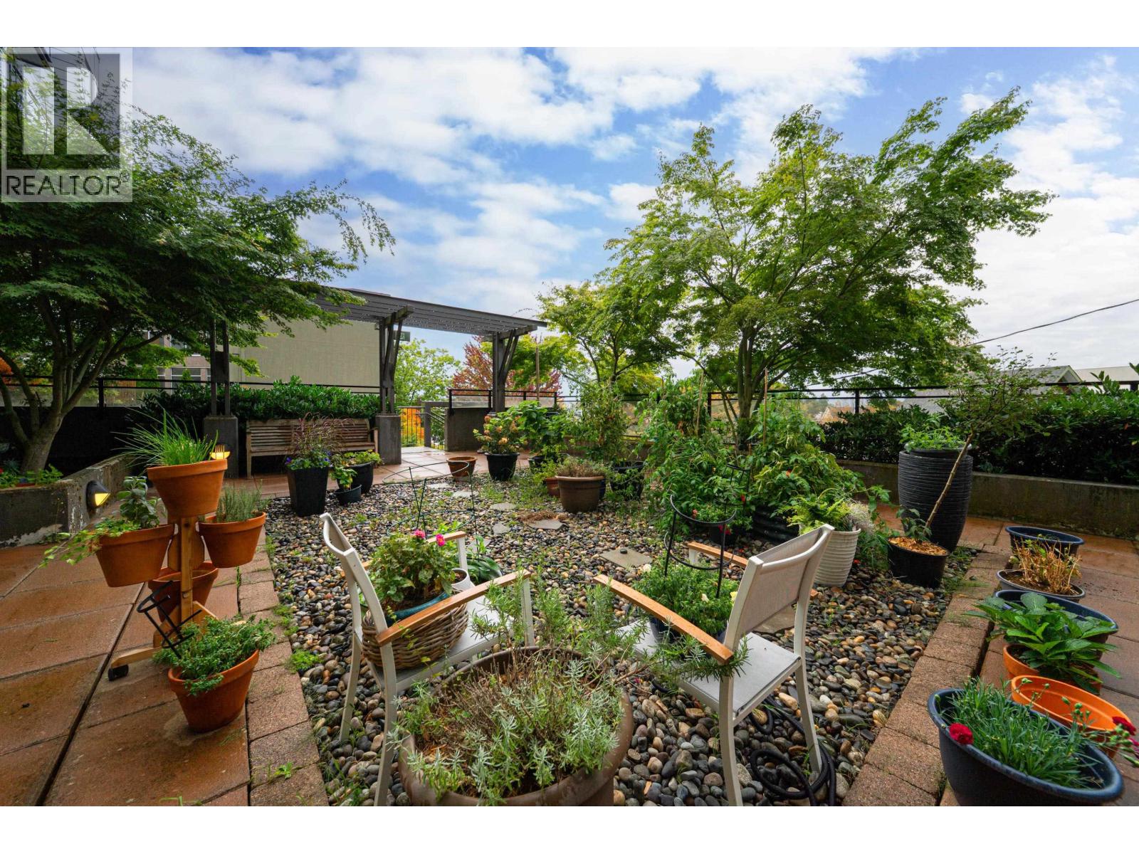 403 233 Kingsway Property Photo 18