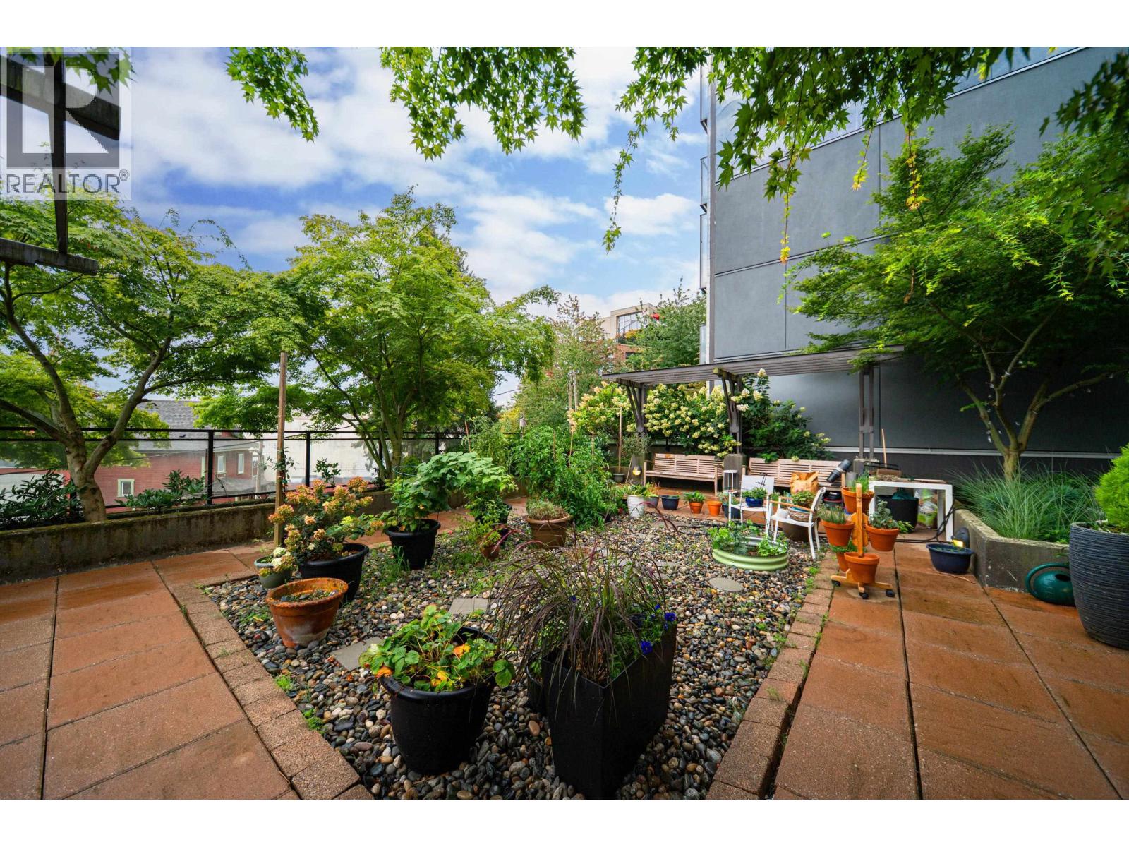 403 233 Kingsway Property Photo 20