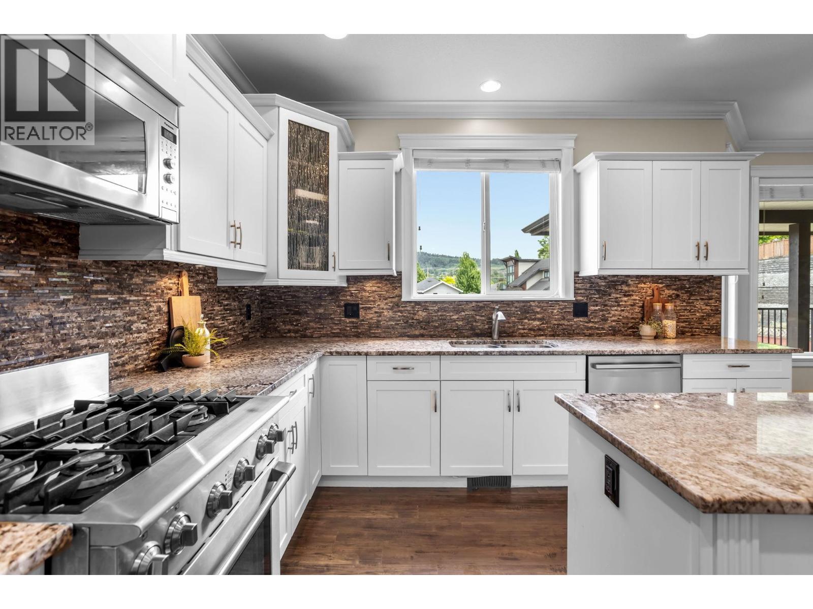 10680 239 Street Property Photo 9