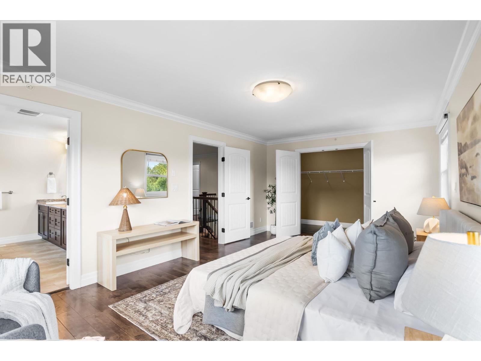 10680 239 Street Property Photo 14