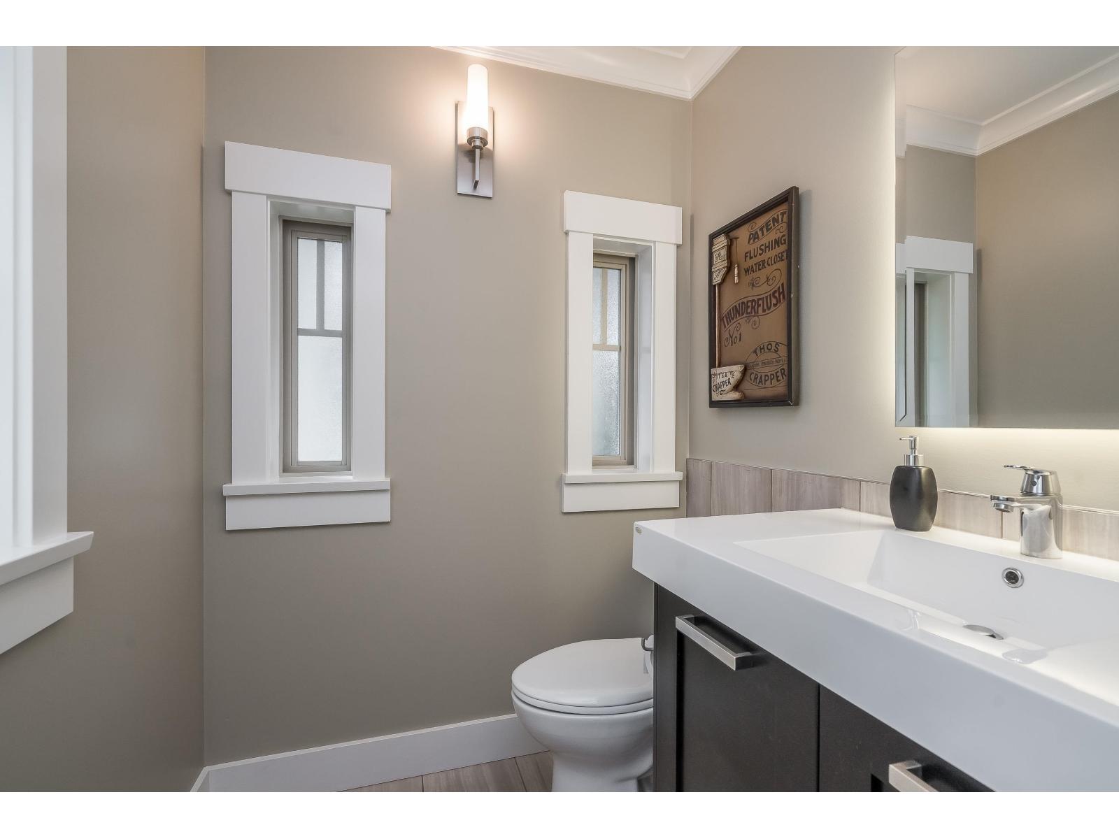 14743 32 Avenue Property Photo 16