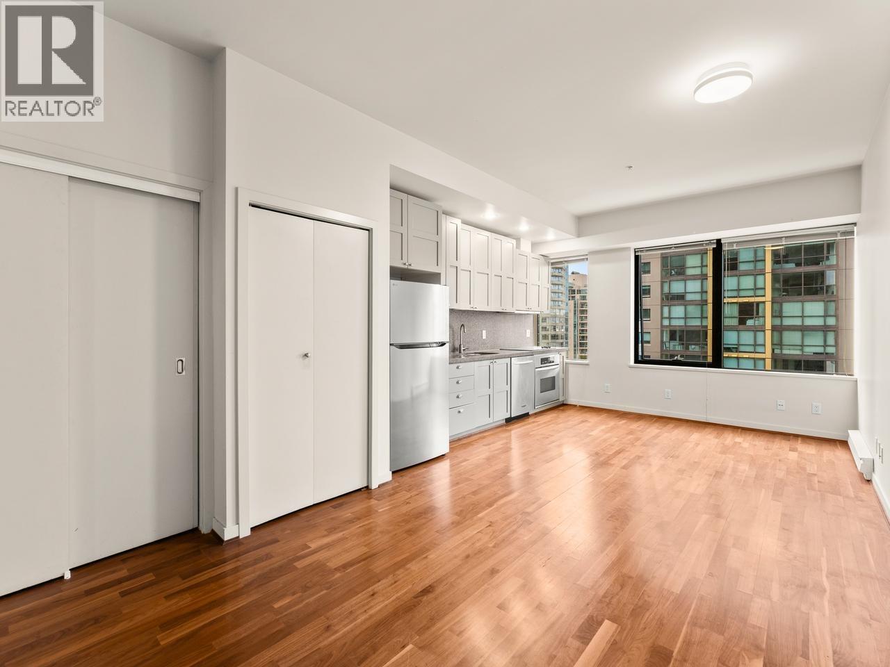 1113 1333 W Georgia Street Property Photo 7
