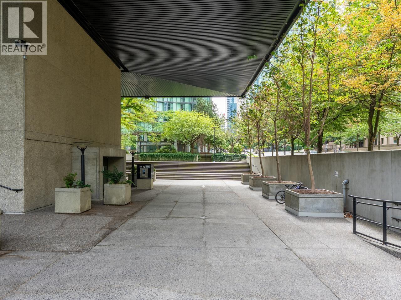1113 1333 W Georgia Street Property Photo 23