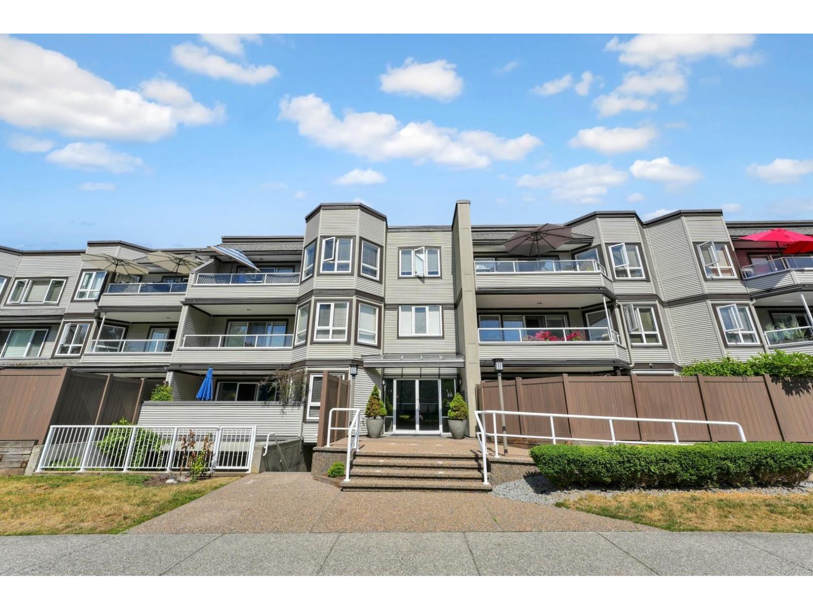 111 1840 E SOUTHMERE CRESCENT